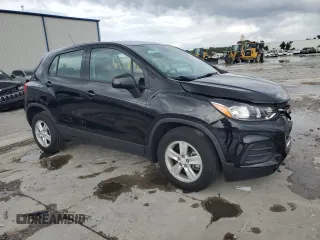 2020 Chevrolet Trax LS with VIN KL7CJKSB0LB052447, listed as a Copart auction lot 59269385 with 21,311 mi miles and Non repairable. Bid and sale history available at DreamBid. Image 4.