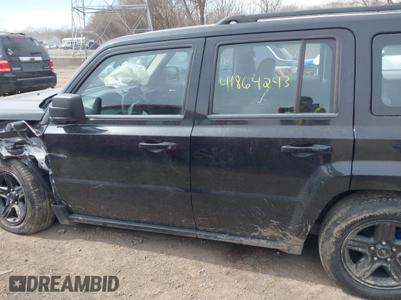 2010 Jeep Patriot Sport with VIN 1J4NF2GB6AD611629, listed as a IAAI auction lot 41864243 with 132,868 mi miles. Bid and sale history available at carsss.com. Image 14.