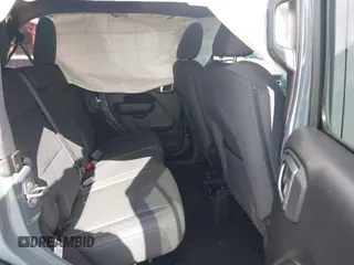 2024 Jeep Wrangler Willys с VIN 1C4PJXDG8RW334590, выставлен на аукционе IAAI как лот 42483813 с пробегом 8 575 миль миль и . История ставок и продаж доступна на DreamBid. Изображение 8.