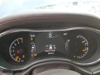 2019 Jeep Grand Cherokee Overland with VIN 1C4RJECG3KC811769, listed as a Copart auction lot 85946614 with 38,703 mi miles and Clean Title. Bid and sale history available at carsss.com. Image 9.