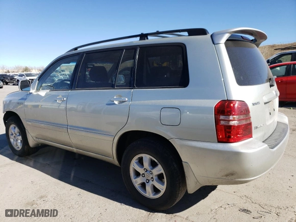 2003 Toyota Highlander with VIN JTEHF21A330108729, listed as a Copart auction lot 47134815 with 52,526 mi miles and Salvage Title. Bid and sale history available at carsss.com. Image 2.