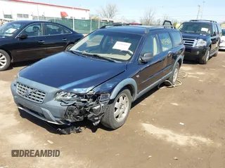 2002 Volvo V70 with VIN YV1SZ58DX21075265, listed as a IAAI auction lot 41983006 with 180,393 mi miles. Bid and sale history available at carsss.com. Image 19.