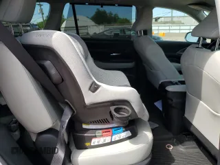 2024 Toyota Highlander Hybrid XLE z VIN 5TDACAB52RS028855, wystawiony jako Copart lot #56108855 z przebiegiem 4630 mil mil oraz Szkoda całkowita • Salvage title. Historia ofert i sprzedaży dostępna na DreamBid. Obrazek 11.