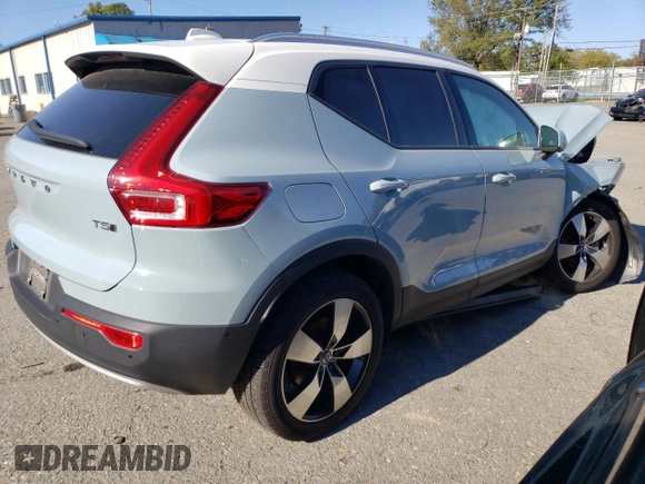 2019 Volvo XC40 Momentum z VIN YV4162XZ0K2004248, wystawiony jako Copart lot #67980802 z przebiegiem 69 296 mil mil oraz . Historia ofert i sprzedaży dostępna na DreamBid. Obrazek 3.