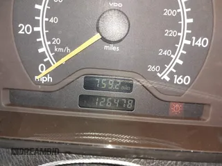 2000 Mercedes-Benz C 230 Kompressor z VIN WDBHA24G4YA799207, wystawiony jako IAAI lot #42010800 z przebiegiem 126 478 mil mil oraz . Historia ofert i sprzedaży dostępna na DreamBid. Obrazek 15.