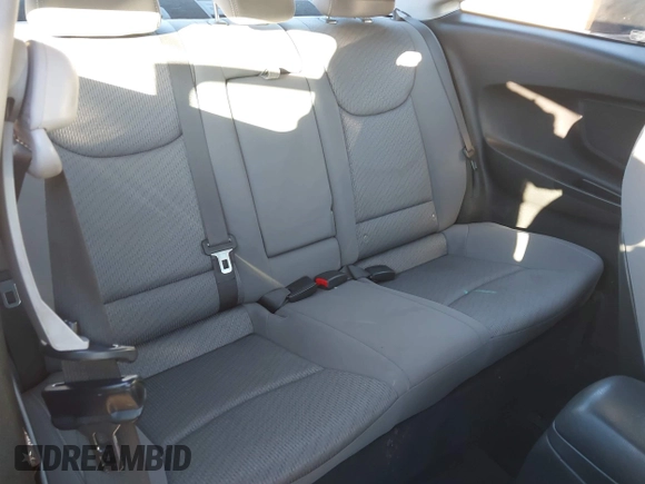 2014 Hyundai Elantra z VIN KMHDH6AH0EU029253, wystawiony jako IAAI lot #40811324 z przebiegiem 141 003 mil mil oraz . Historia ofert i sprzedaży dostępna na DreamBid. Obrazek 8.