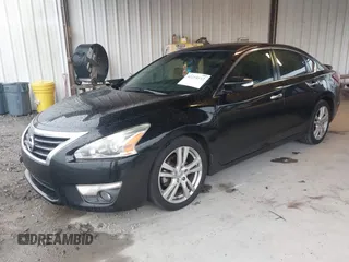 2013 Nissan Altima SV z VIN 1N4BL3AP1DC160671, wystawiony jako IAAI lot #42219112 z przebiegiem 211 825 mil mil oraz . Historia ofert i sprzedaży dostępna na DreamBid. Obrazek 2.