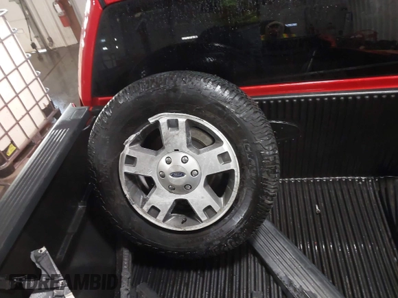 2004 Ford F-150 XLT with VIN 1FTPX14594NA10962, listed as a IAAI auction lot 41387276 with 200,620 mi miles and . Bid and sale history available at carsss.com. Image 12.