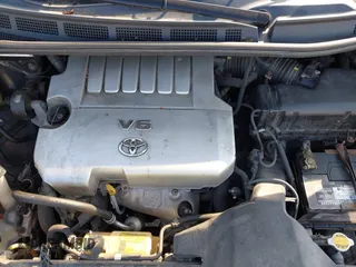 2010 Toyota Sienna XLE z VIN 5TDYK4CC4AS310757, wystawiony jako IAAI lot #42496526 z przebiegiem 238 468 mil mil oraz . Historia ofert i sprzedaży dostępna na DreamBid. Obrazek 10.
