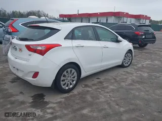 2016 Hyundai Elantra GT with VIN KMHD35LH5GU304625, listed as a IAAI auction lot 42003220 with 96,147 mi miles. Bid and sale history available at carsss.com. Image 4.