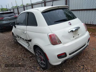 2013 FIAT 500 Sport z VIN 3C3CFFBR2DT615527, wystawiony jako IAAI lot #42087049 z przebiegiem 94 577 mil mil oraz . Historia ofert i sprzedaży dostępna na DreamBid. Obrazek 3.