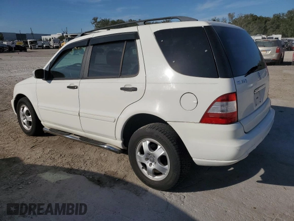 2005 Mercedes-Benz M-Class 3.7L with VIN 4JGAB57E55A559036, listed as a Copart auction lot 83024234 with 164,454 mi miles and Salvage Title. Bid and sale history available at carsss.com. Image 2.