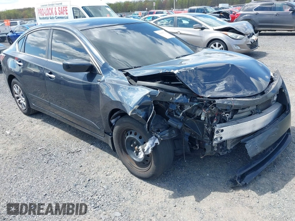 2015 Nissan Altima 2.5 S with VIN 1N4AL3AP9FC411130, listed as a IAAI auction lot 42042722 with 149,594 mi miles. Bid and sale history available at carsss.com. Image 1.
