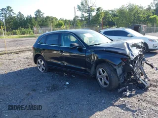 2010 Audi Q5 Premium Plus with VIN WA1LKAFP5AA101025, listed as a IAAI auction lot 42512441 with Not provided miles and . Bid and sale history available at DreamBid. Image 1.