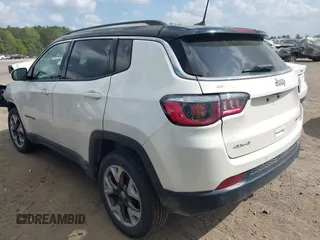 2019 Jeep Compass Limited with VIN 3C4NJDCB3KT594368, listed as a IAAI auction lot 41956414 with 88,198 mi miles and . Bid and sale history available at DreamBid. Image 3.