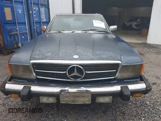 1985 Mercedes-Benz 380 z VIN WDBBA45C1FA018962, wystawiony jako IAAI lot #42449076 z przebiegiem 142 436 mil mil oraz . Historia ofert i sprzedaży dostępna na DreamBid. Obrazek 12.