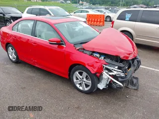 2014 Volkswagen Jetta TDI w/Premium/Nav with VIN 3VWLL7AJ4EM383351, listed as a IAAI auction lot 42424074 with 66,824 mi miles and . Bid and sale history available at DreamBid. Image 1.