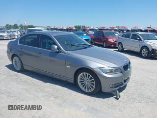 2011 BMW 3 Series 335d z VIN WBAPN7C52BA949429, wystawiony jako IAAI lot #41969797 z przebiegiem 114 797 mil mil oraz . Historia ofert i sprzedaży dostępna na DreamBid. Obrazek 1.