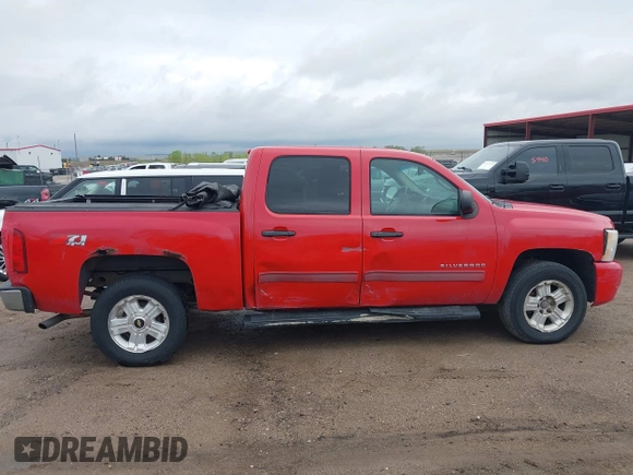 2010 Chevrolet Silverado 1500 LT with VIN 3GCRKSE3XAG207654, listed as a IAAI auction lot 42177076 with 265,572 mi miles and . Bid and sale history available at DreamBid. Image 12.