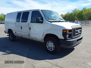 2010 Ford Econoline Cargo Commercial z VIN 1FTNE2EL6ADA10337, wystawiony jako IAAI lot #42201580 z przebiegiem 179 826 mil mil oraz . Historia ofert i sprzedaży dostępna na DreamBid. Obrazek 1.