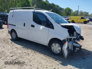 2015 Nissan NV200 SV z VIN 3N6CM0KN0FK730113, wystawiony jako IAAI lot #42049374 z przebiegiem 126 771 mil mil oraz . Historia ofert i sprzedaży dostępna na DreamBid. Obrazek 1.
