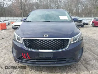 2018 Kia Sedona LX with VIN KNDMB5C15J6352017, listed as a IAAI auction lot 41787590 with 110,159 mi miles. Bid and sale history available at carsss.com. Image 13.