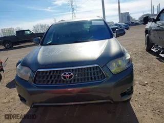 2008 Toyota Highlander Hybrid Limited with VIN JTEEW44AX82008911, listed as a IAAI auction lot 40812281 with 305,676 mi miles. Bid and sale history available at carsss.com. Image 13.