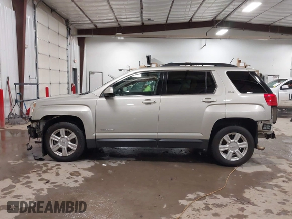2015 GMC Terrain SLE with VIN 2GKALREK4F6379485, listed as a IAAI auction lot 41605133 with 203,048 mi miles. Bid and sale history available at carsss.com. Image 15.