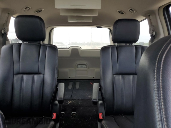 2014 Chrysler Town & Country Touring with VIN 2C4RC1BGXER293739, listed as a Copart auction lot 55531885 with 209,867 mi miles and Clean Title. Bid and sale history available at carsss.com. Image 10.