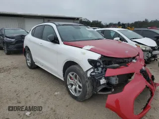 2020 Alfa Romeo Stelvio z VIN ZASPAJAN1L7C92420, wystawiony jako Copart lot #41972755 z przebiegiem Nie podano mil oraz Nie do naprawy. Historia ofert i sprzedaży dostępna na DreamBid. Obrazek 4.