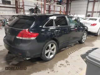 2010 Toyota Venza with VIN 4T3ZK3BB2AU025903, listed as a IAAI auction lot 41850784 with 176,930 mi miles. Bid and sale history available at carsss.com. Image 4.