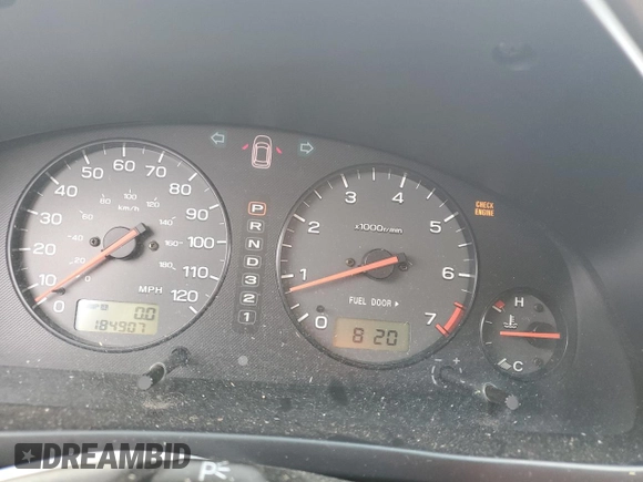 2001 Subaru Legacy Outback L.L. Bean with VIN 4S3BH806717639585, listed as a Copart auction lot 63498725 with 184,907 mi miles and Salvage title. Bid and sale history available at DreamBid. Image 9.