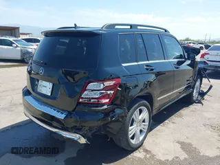 2013 Mercedes-Benz GLK 350 z VIN WDCGG5HB5DG077063, wystawiony jako IAAI lot #39858001 z przebiegiem 42 583 mil mil oraz . Historia ofert i sprzedaży dostępna na DreamBid. Obrazek 4.