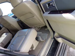 2013 Ford Expedition XLT with VIN 1FMJU1H52DEF31591, listed as a IAAI auction lot 42243398 with 195,385 mi miles and . Bid and sale history available at DreamBid. Image 8.
