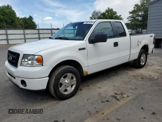 2008 Ford F-150 STX z VIN 1FTRX12W18FA78810, wystawiony jako Copart lot #65755545 z przebiegiem 250 630 mil mil oraz Czysty tytuł • Clean title. Historia ofert i sprzedaży dostępna na DreamBid. Obrazek 1.