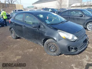 2013 Kia Rio LX with VIN KNADM5A37D6158492, listed as a IAAI auction lot 41641152 with 175,312 mi miles. Bid and sale history available at carsss.com. Image 1.