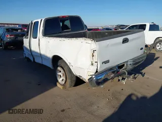 1999 Ford F-150 XL с VIN 1FTRX18L0XKB29703, выставлен на аукционе IAAI как лот 41644163 с пробегом Не указан миль и . История ставок и продаж доступна на DreamBid. Изображение 3.