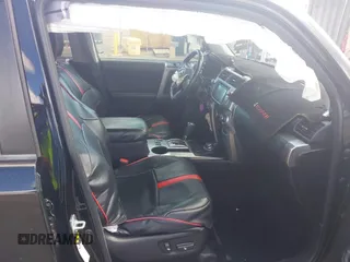 2019 Toyota 4Runner SR5 с VIN JTEBU5JR7K5664255, выставлен на аукционе IAAI как лот 41842222 с пробегом 77 178 миль миль и . История ставок и продаж доступна на DreamBid. Изображение 5.