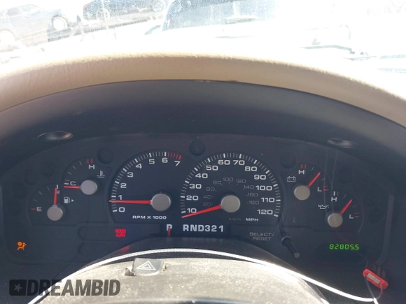 2004 Ford Explorer XLS z VIN 1FMZU72E14UC11599, wystawiony jako IAAI lot #41749597 z przebiegiem 82 805 mil mil oraz . Historia ofert i sprzedaży dostępna na DreamBid. Obrazek 7.