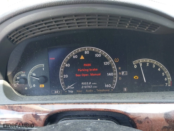 2007 Mercedes-Benz S-Class 5.5L V8 with VIN WDDNG86X97A090361, listed as a IAAI auction lot 41976832 with 210,763 mi miles. Bid and sale history available at carsss.com. Image 15.