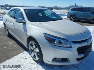 2014 Chevrolet Malibu LTZ with VIN 1G11J5SX5EF215539, listed as a IAAI auction lot 41636911 with 110,484 mi miles. Bid and sale history available at carsss.com. Image 1.