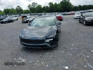 2025 Tesla Model 3 Long Range с VIN 5YJ3E1EA5SF996941, выставлен на аукционе Copart как лот 60059355 с пробегом 1 015 миль миль и Списание • Salvage title. История ставок и продаж доступна на DreamBid. Изображение 13.