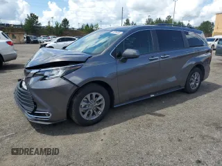 2023 Toyota Sienna XLE z VIN 5TDJRKEC6PS169410, wystawiony jako Copart lot #56704365 z przebiegiem Nie podano mil oraz Szkoda całkowita • Salvage title. Historia ofert i sprzedaży dostępna na DreamBid. Obrazek 1.