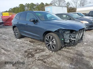 2023 Volvo XC60 Ultimate Dark Theme с VIN YV4062RX4P1341137, выставлен на аукционе IAAI как лот 41472015 с пробегом 16 279 миль миль и . История ставок и продаж доступна на DreamBid. Изображение 1.