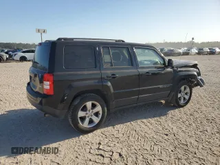 2015 Jeep Patriot Latitude with VIN 1C4NJPFB4FD298011, listed as a Copart auction lot 52152845 with 95,101 mi miles and Salvage Title. Bid and sale history available at DreamBid. Image 3.