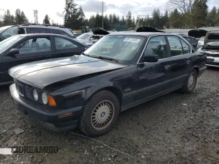 1994 BMW 5 Series 525i z VIN WBAHD6327RGK45354, wystawiony jako Copart lot #88123405 z przebiegiem Nie podano mil oraz Czysty tytuł • Clean title. Historia ofert i sprzedaży dostępna na DreamBid. Obrazek 1.