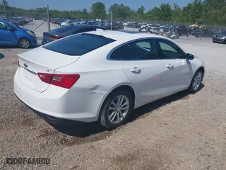 2018 Chevrolet Malibu LT with VIN 1G1ZD5ST0JF231357, listed as a IAAI auction lot 41980749 with 198,406 mi miles. Bid and sale history available at carsss.com. Image 4.
