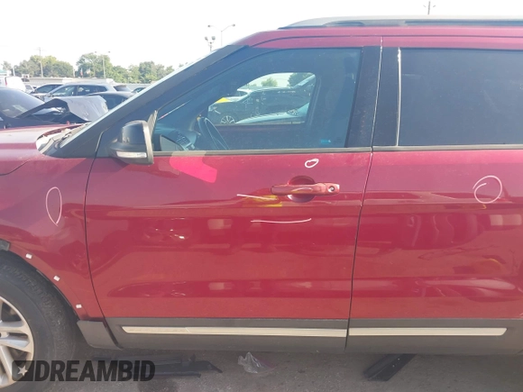 2017 Ford Explorer XLT z VIN 1FM5K7D88HGC65692, wystawiony jako IAAI lot #42359750 z przebiegiem 104 853 mil mil oraz . Historia ofert i sprzedaży dostępna na DreamBid. Obrazek 15.