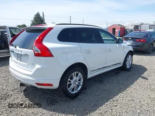 2016 Volvo XC60 T5 Drive-E z VIN YV440MDJ8G2811035, wystawiony jako IAAI lot #42124789 z przebiegiem 105 710 mil mil oraz . Historia ofert i sprzedaży dostępna na DreamBid. Obrazek 4.