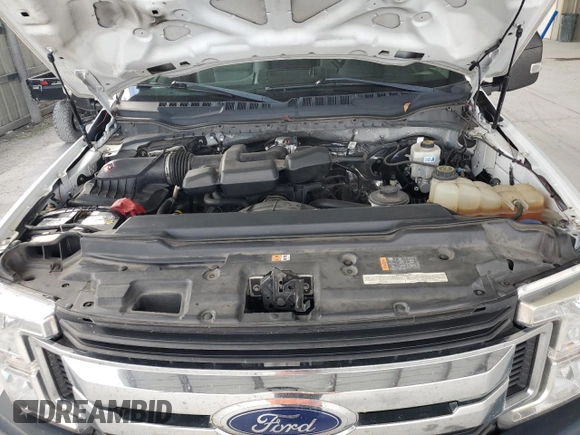 2018 Ford F-250 XL z VIN 1FT7X2B67JEC21168, wystawiony jako Copart lot #51764265 z przebiegiem 203 181 mil mil oraz Szkoda całkowita • Salvage title. Historia ofert i sprzedaży dostępna na DreamBid. Obrazek 11.